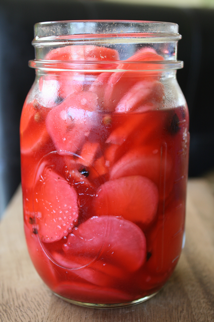 Perfectly Pink Quick Pickle Radishes. {wholly rooted}