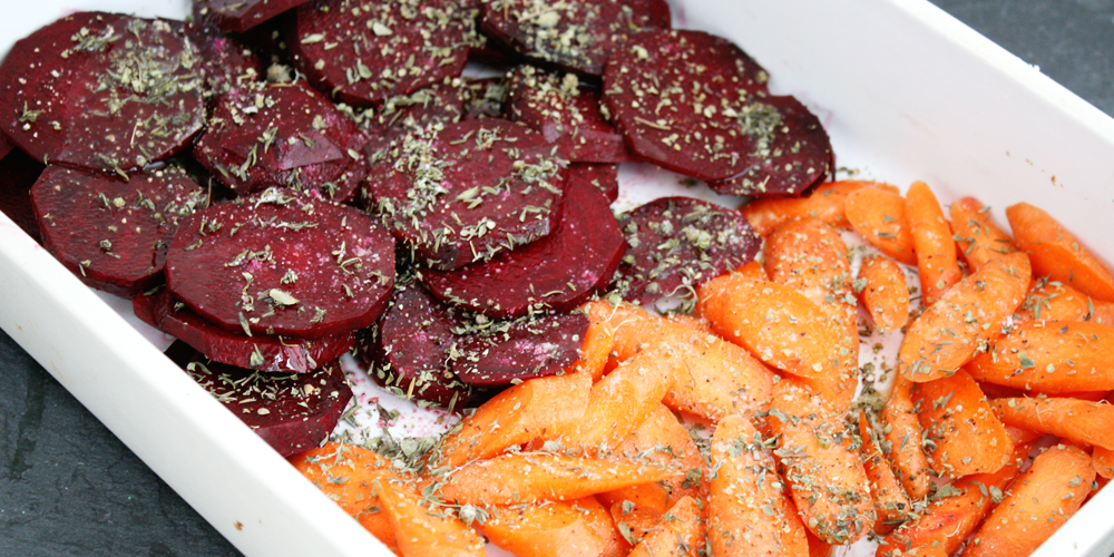 oven roasted beets & carrots {wholly rooted}